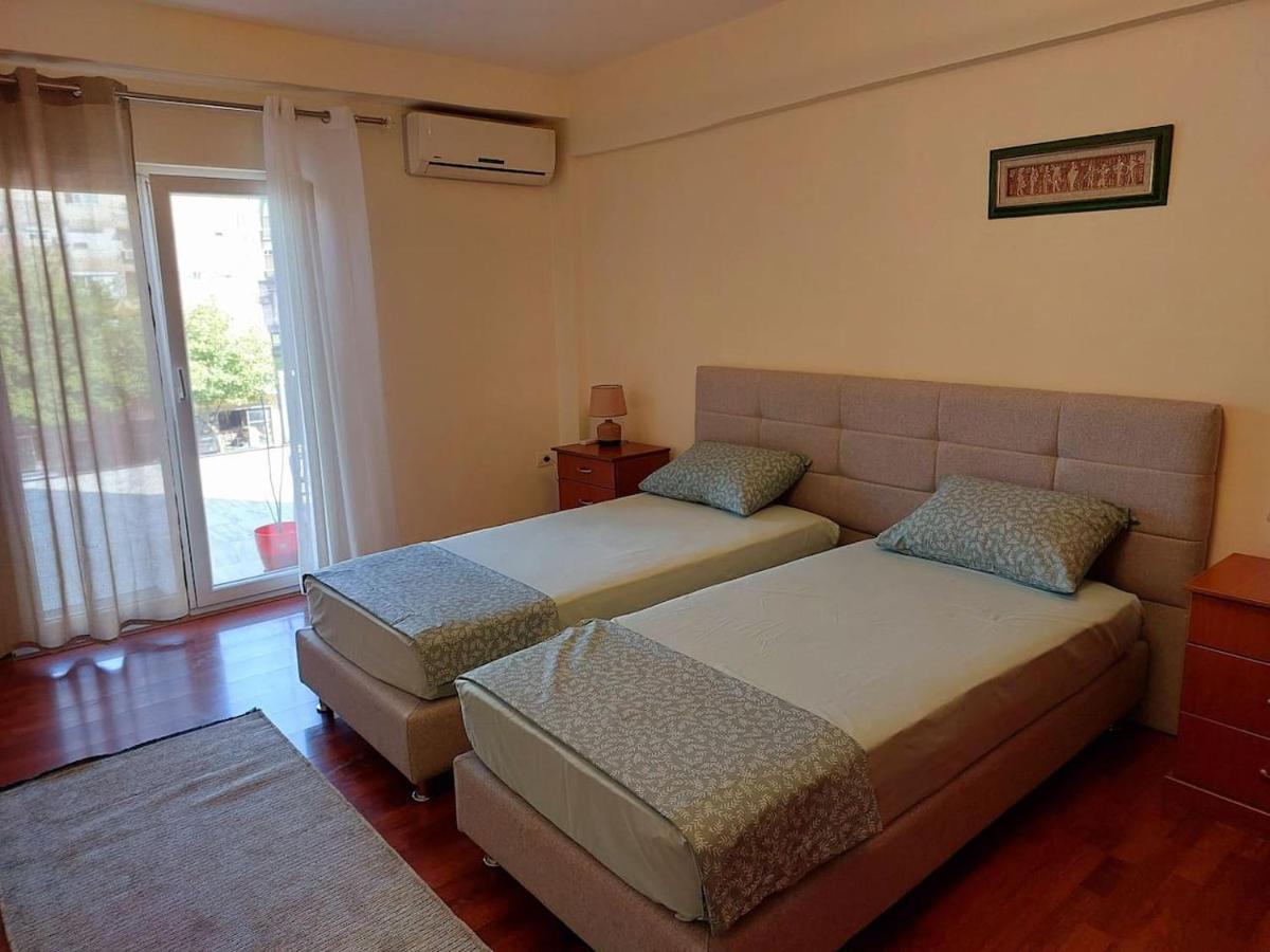 Solaris Guest House Shkoder Exterior photo