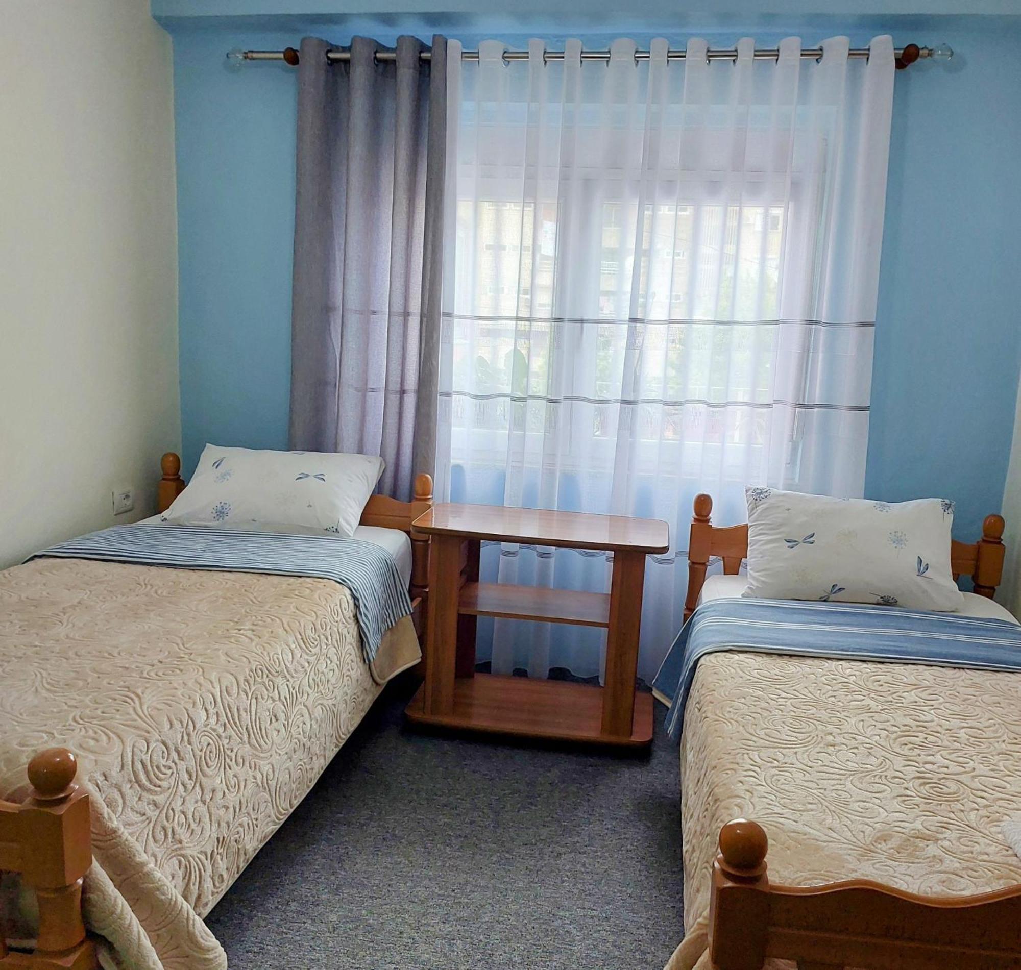 Solaris Guest House Shkoder Exterior photo